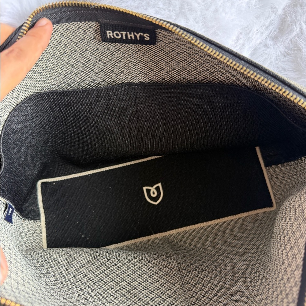 Rothy’s Woven Crossbody Tote Bag in Black & Cream - Picture 4 of 7